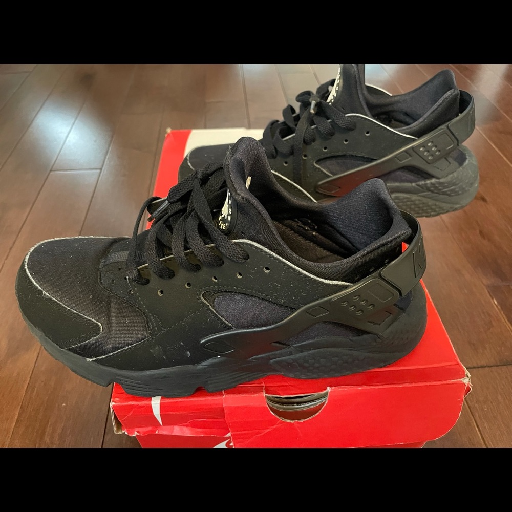 Nike Air Huarache Black / black / white